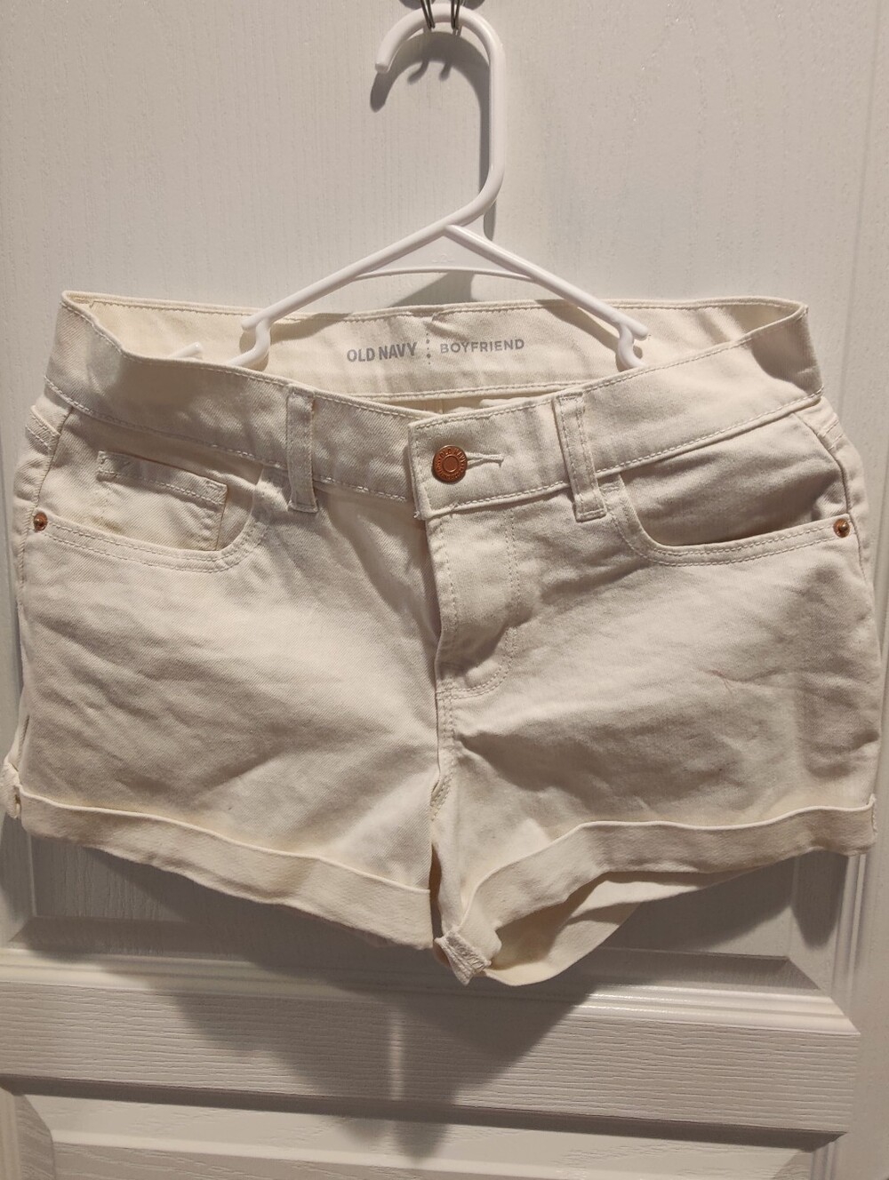 Old Navy White Denim Boyfriend Jeans Shorts